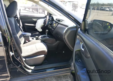 2016 Nissan Rogue S z USA, uszkodzony, nr VIN KNMAT2MT5GP597045